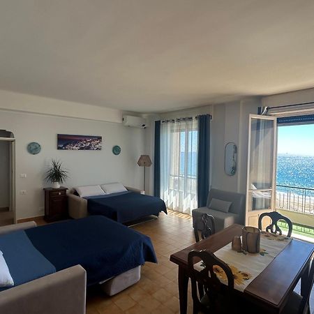 Vista Mare Savona Apartamento Exterior foto