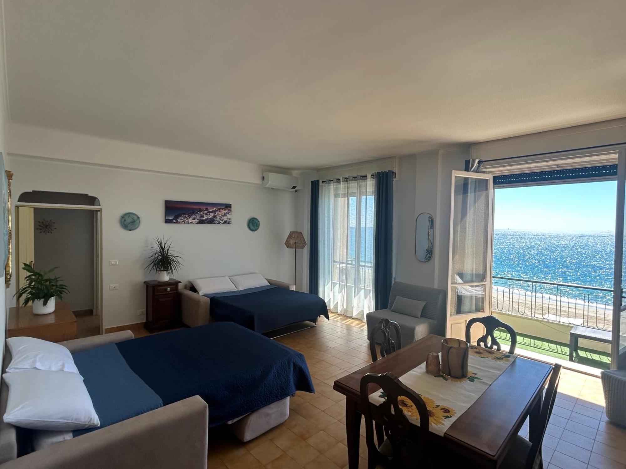 Vista Mare Savona Apartamento Exterior foto