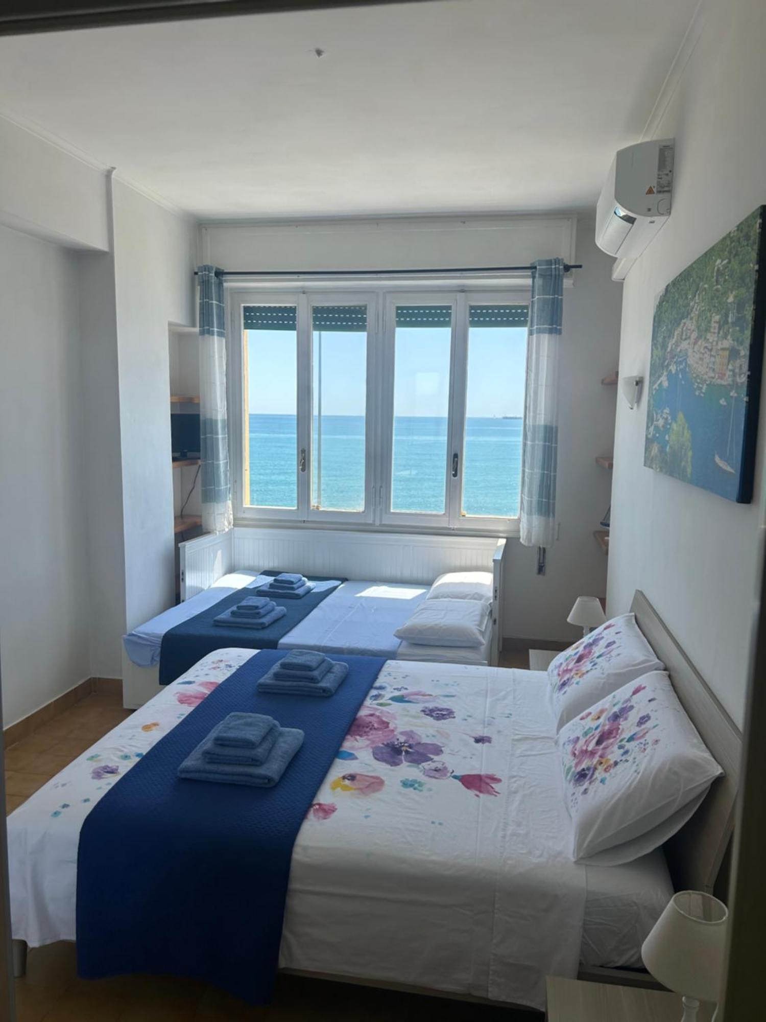 Vista Mare Savona Apartamento Exterior foto