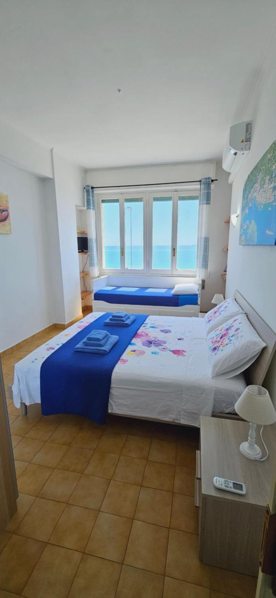 Vista Mare Savona Apartamento Exterior foto