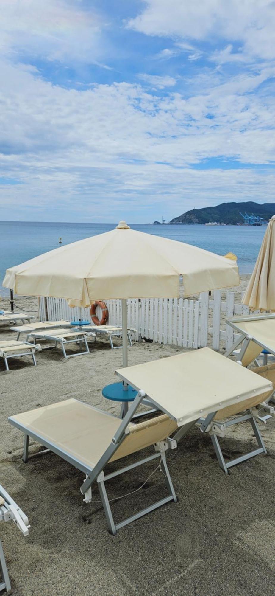 Vista Mare Savona Apartamento Exterior foto
